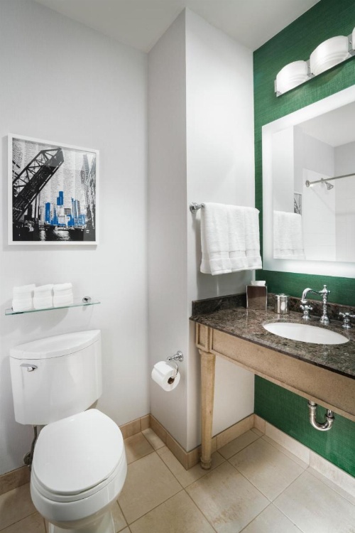 Staypineapple, An Iconic Hotel, The Loop image 22