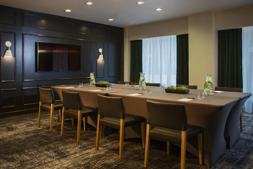 Staypineapple, An Iconic Hotel, The Loop image 44